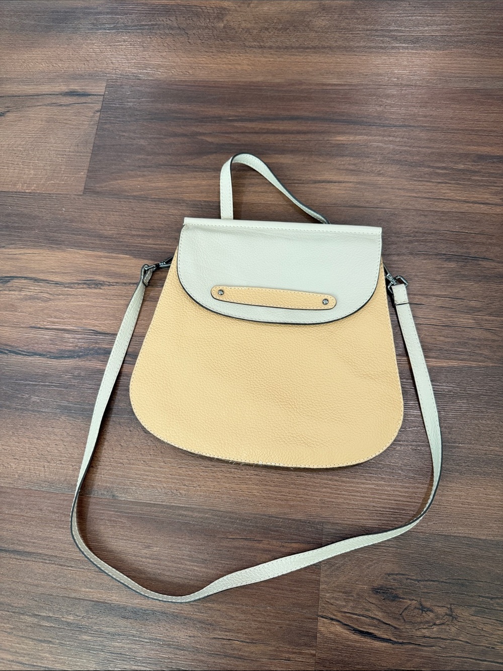 Vittoria Napoli Leather Crossbody Slim Profile Satchel Purse